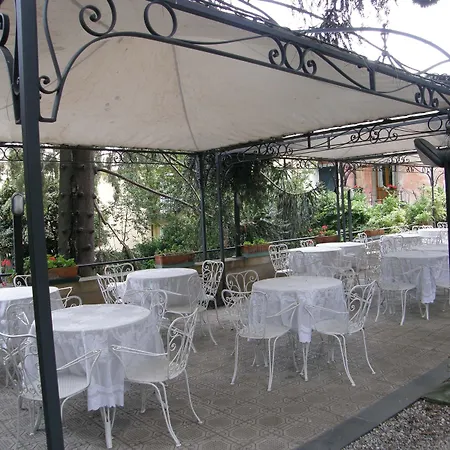 Moderna Hotel