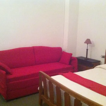 佩西恩摩德纳酒店 3* 博纳索拉