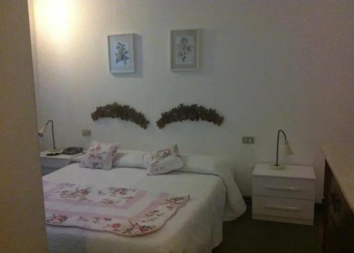 Otel Moderna 3*