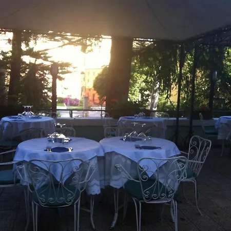 Moderna Hotel