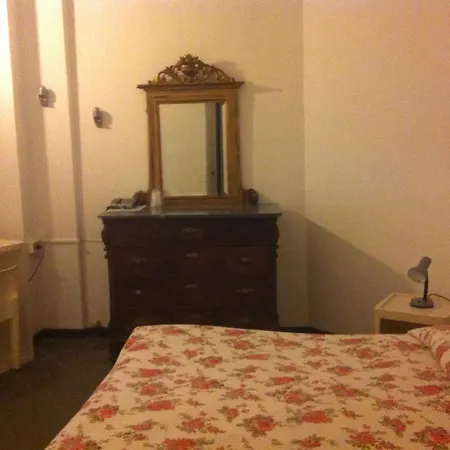 Moderna Hotel 3*